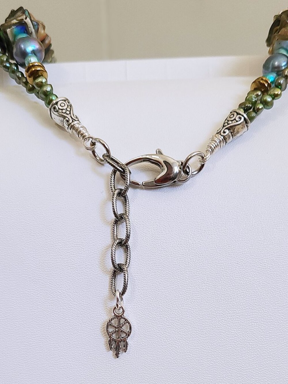 "ABALONE ADVENTURE" Artisan Crafted Statement Necklace - Picture 11 of 13